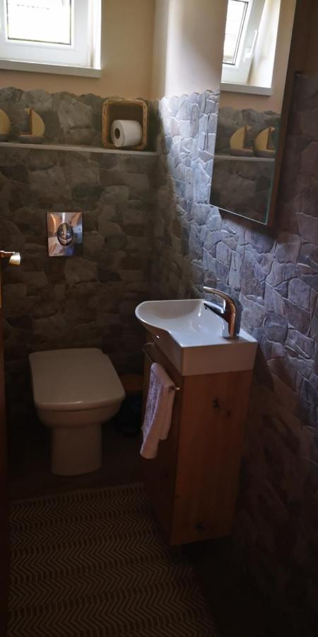 Boot Haus Villa Hegykő Buitenkant foto
